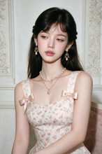 Load image into Gallery viewer, Vintage Rose Garden Earrings - Chandelier Version (fromis_9 Jisun Earrings)
