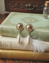 Load image into Gallery viewer, Ethnic Button and Long Pearl Earrings - Gold