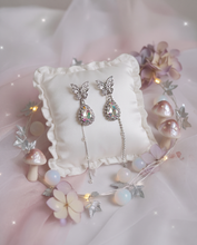 Load image into Gallery viewer, [Redvelvet Wendy Earrings] Rainbow Crystal Butterfly Earrings