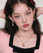 Load image into Gallery viewer, [Anti-tarnish] Kitty Layered Pearl Choker Necklace - Gold Color (Kep1er Yujin Necklace)