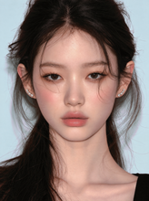 Load image into Gallery viewer, [IU Earrings] Simple Wing Earrings - Silver Color