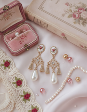 Load image into Gallery viewer, Vintage Rose Garden Earrings - Chandelier Version (fromis_9 Jisun Earrings)