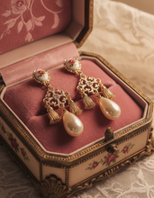 Load image into Gallery viewer, Vintage Rose Garden Earrings - Chandelier Version (fromis_9 Jisun Earrings)