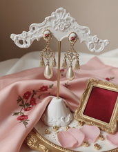 Load image into Gallery viewer, Vintage Rose Garden Earrings - Chandelier Version (fromis_9 Jisun Earrings)