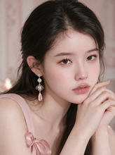 Load image into Gallery viewer, Princess Charming Earrings (fromis_9 Hayoung Earrings)