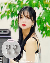 Load image into Gallery viewer, Horse Shoe and Pearl Earrings (Small) - Silver (Kep1er Yujin Earrings)