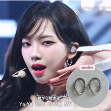 Load image into Gallery viewer, [Aespa Karina, Winter Earrings] Knotted Oval Ring Earrings - Silver