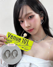 Load image into Gallery viewer, [Aespa Karina, Winter Earrings] Knotted Oval Ring Earrings - Silver