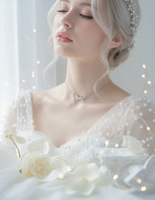 Load image into Gallery viewer, [Baby DONT Cry Yihyun Necklace] Dreamy Crystal Semi Choker Necklace