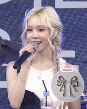 Load image into Gallery viewer, [Aespa Winter, NingNing Earrings] Metalic Liquid Ribbon Earrings - Silver Color