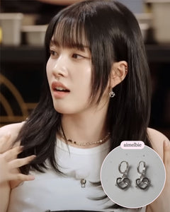 [VIVIZ Eunha Earrings] Pretzel Huggies Earrings - Silver Color