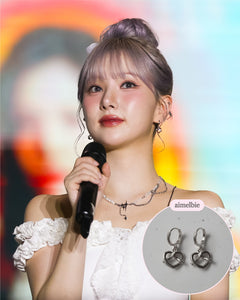 [VIVIZ Eunha Earrings] Pretzel Huggies Earrings - Silver Color