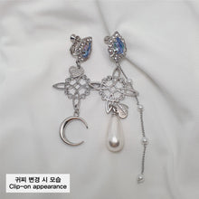 Load image into Gallery viewer, Princess of the Dreamy Galaxy Earrings