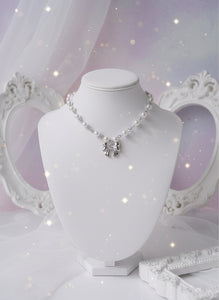 [TWICE Chaeyoung Necklace] Adorable Ribbon Pearl Choker - Silver Color