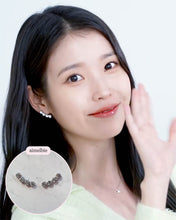 Load image into Gallery viewer, [IU Earrings] Simple Wing Earrings - Silver Color
