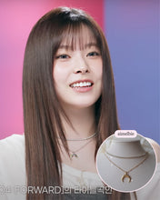 Load image into Gallery viewer, [NMIXX Kyujin Necklace] Upside Down Crescent Moon Rhinestone Choker Layered Necklace - Gold