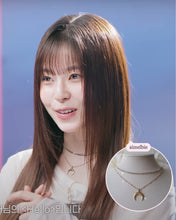 Load image into Gallery viewer, [NMIXX Kyujin Necklace] Upside Down Crescent Moon Rhinestone Choker Layered Necklace - Gold