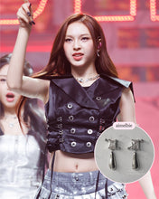 Load image into Gallery viewer, [IU, BABYMONSTER Chiquita Earrings] Urban Metal drop earrings - Silver Color