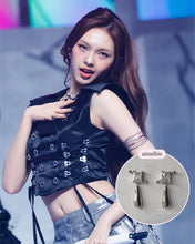 Load image into Gallery viewer, [IU, BABYMONSTER Chiquita Earrings] Urban Metal drop earrings - Silver Color