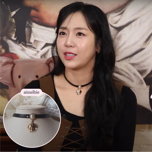 [STAYC Seeun Necklace] Venus Leather Choker Necklace