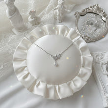 Load image into Gallery viewer, [fromis_9 Baek Jiheon Necklace] Moonlight Teardrops Semi Choker Necklace
