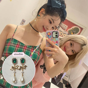 Emerald Royal Ribbon Earrings (TWICE Dahyun Earrings)