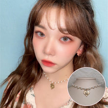 Load image into Gallery viewer, Baby Angel Pearl Choker - Gold ver. (Billlie Tsuki Necklace)