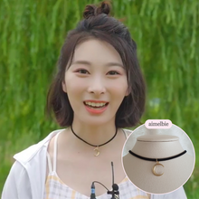 Load image into Gallery viewer, Crescent Moon Choker - Gold ver. [Penthouse 3 Hanjihyun(Joo Suk kyung) Choker]