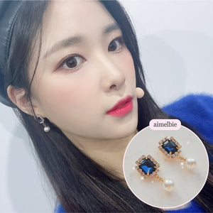 Navy Chic Earrings (April Chaekyung, Dreamcatcher Jiyu Earrings)