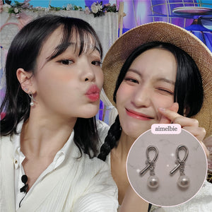 Daily Silver Ribbon Earrings (IVE Wonyoung, Yujin, STAYC Sieun, Oh My Girl Hyojung, Seunghee Earrings)