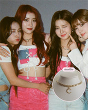 Load image into Gallery viewer, Crescent Moon Bold Chain Choker - Gold (SNSD Seohyun and Kep1er Xiaoting Necklace)