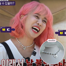 Load image into Gallery viewer, Baby Angel Pearl Choker - Silver ver. (Choi Yena Necklace)