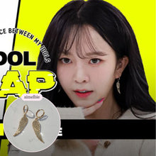 Load image into Gallery viewer, Gold Wing Huggies Earrings (Nature Sohee, ICHILLIN&#39; Chowon Earrings)