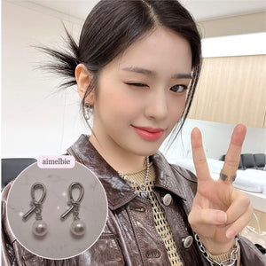 Daily Silver Ribbon Earrings (IVE Wonyoung, Yujin, STAYC Sieun, Oh My Girl Hyojung, Seunghee Earrings)