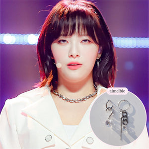 Urban Chain Earrings (STAYC Isa, Lightsum Nayoung, Dreamcatcher Dami Earrings)