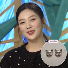 Load image into Gallery viewer, Melbie The Cat Series - Cat Face Earrings (Silver) (Red Velvet Joy, VIVIZ Sinb Earrings)