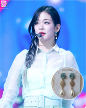 Load image into Gallery viewer, Elegant Mint Rose Earrings (fromis_9 Chaeyoung Earrings)