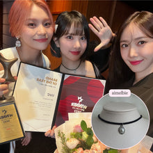 Load image into Gallery viewer, Antique Oval Choker - Pearl (Silver ver.) (VIVIZ Eunha, Woo!ah! Nana Necklace)