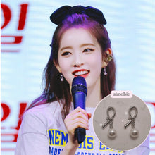 Load image into Gallery viewer, Daily Silver Ribbon Earrings (IVE Wonyoung, Yujin, STAYC Sieun, Oh My Girl Hyojung, Seunghee Earrings)