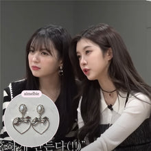Load image into Gallery viewer, Sweet Heart Earrings - Silver (Kep1er Yeseo, Mashiro, Dreamcatcher Handong Earrings)