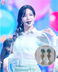 Elegant Mint Rose Earrings (fromis_9 Chaeyoung Earrings)