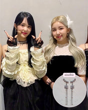 Load image into Gallery viewer, [IU Earrings] Daisy Wing Earrings - Longdrop (Silver ver.)