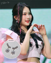 Load image into Gallery viewer, Daisy Wing Earrings - Simple (Silver ver.) (Red Velvet Joy, STAYC Isa, Han Hyojoo Earrings)