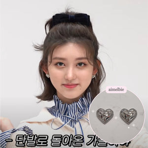 [Aespa NingNing, Red Velvet Joy, IVE Gaeul, ITZY Yuna Earrings] Silver Laced Hearts Earrings