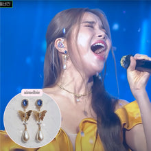 Load image into Gallery viewer, Blue Butterfly Queen Earrings (Mamamoo Solar Earrings)
