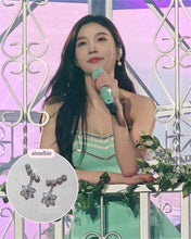 Load image into Gallery viewer, Daisy Wing Earrings - Simple (Silver ver.) (Red Velvet Joy, STAYC Isa, Han Hyojoo Earrings)