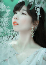 Load image into Gallery viewer, Moon-kissed Forest Earrings (Apink Bomi, CLC Yujin earrings)