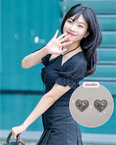 [Aespa NingNing, Red Velvet Joy, IVE Gaeul, ITZY Yuna Earrings] Silver Laced Hearts Earrings