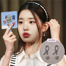 Load image into Gallery viewer, Daily Silver Ribbon Earrings (IVE Wonyoung, Yujin, STAYC Sieun, Oh My Girl Hyojung, Seunghee Earrings)