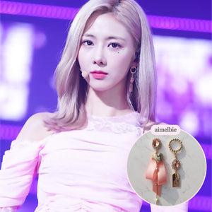 Preppy Peachpink Ribbon Earrings (Dreamcatcher Yoohyeon/Weeekly Zoa Earrings)